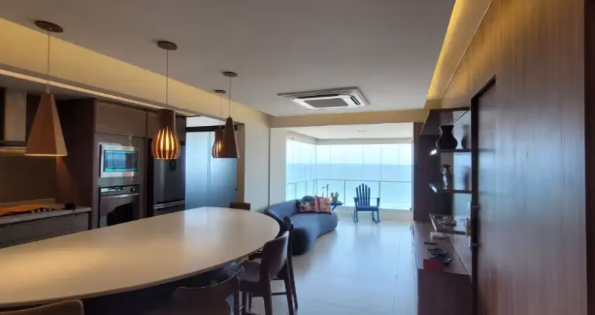 Oportunidade: Belíssimo apartamento de 3/4, sendo 2 suítes, vista Mar em Armação