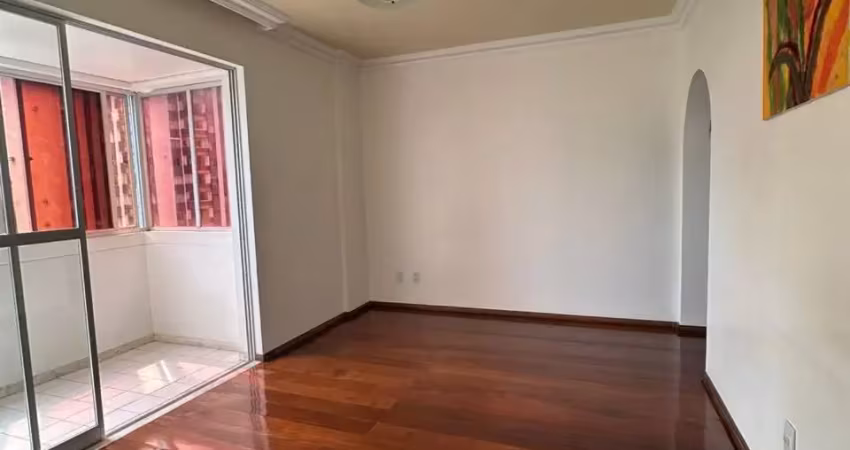 Apartamento amplo de 3/4 com 2 salas, na pituba, andar alto