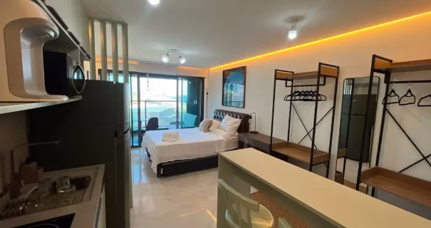 Apartamento à venda na Avenida Octávio Mangabeira, Armação, Salvador