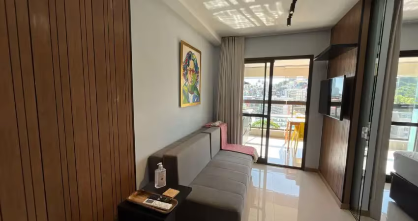 Belíssimo apartamento de 1/4 sala em ondina, bem próximo a praia