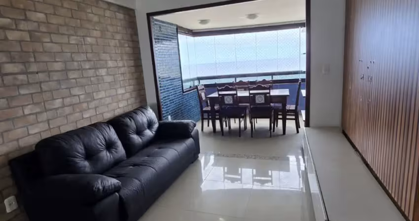 Belíssimo apartamento de 2/4 com suíte, vista mar definitiva