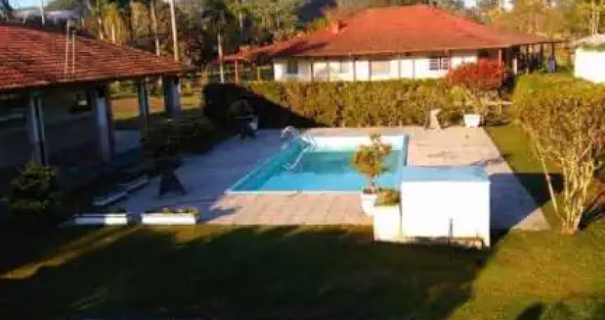 Chácara / sítio com 9 quartos à venda no Quatinga, Mogi das Cruzes 