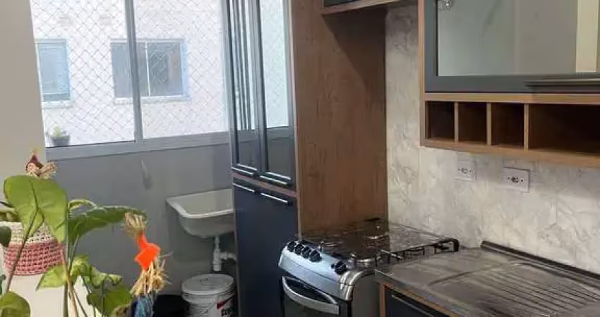 Apartamento com 3 dormitórios em Cezar de Souza