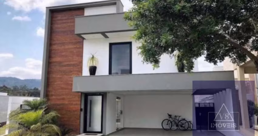 SOBRADO EM CONDOMINIO FECHADO COM 3 SUÍTES