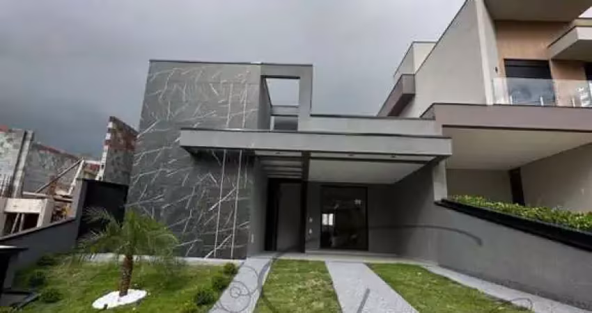 CASA NO CONDOMINIO MOSAICO ESSENCE Á VENDA COM 153M² E  PISCINA  / MOGI DAS CRUZES SP