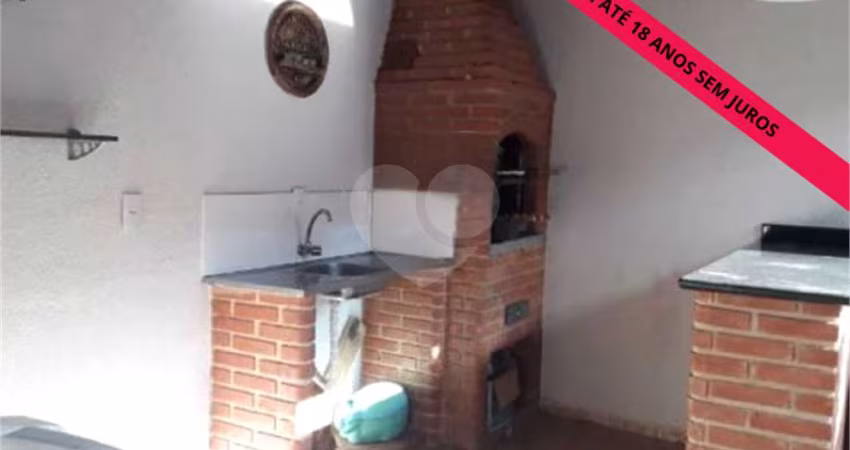 Condomínio com 2 quartos à venda em Loteamento São Francisco - SP