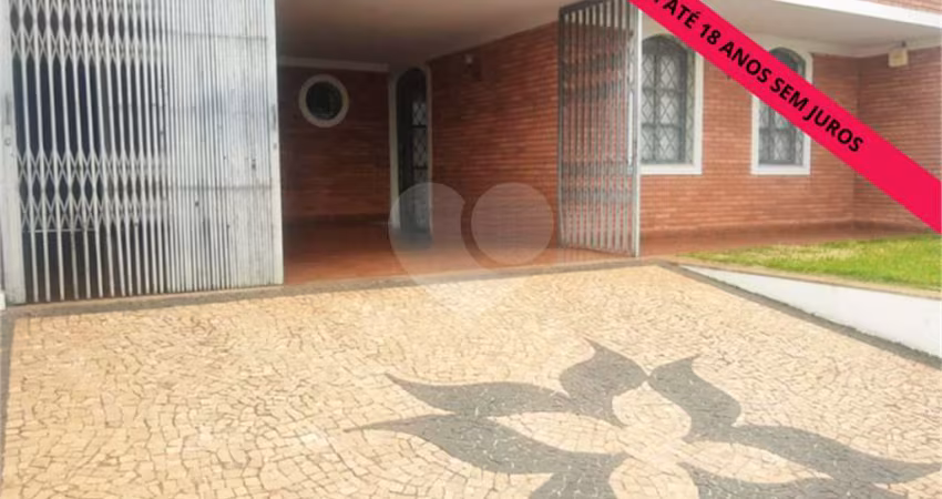 Casa com 3 quartos à venda em Vila Monteiro - SP