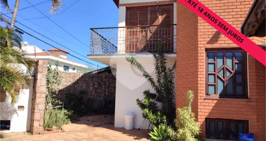 Casa com 3 quartos à venda em Vila Rezende - SP