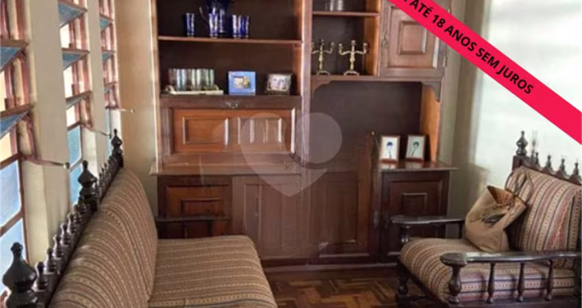 Casa com 3 quartos à venda em São Judas - SP