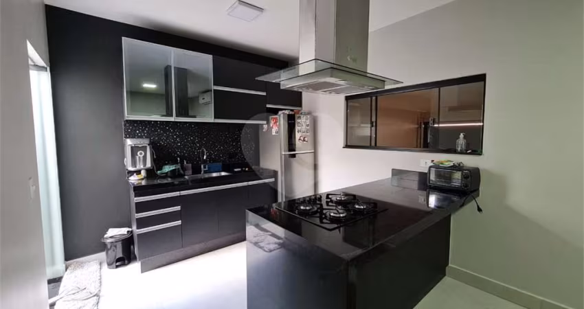 Casa com 3 quartos à venda em Jardim Flamboyant - SP