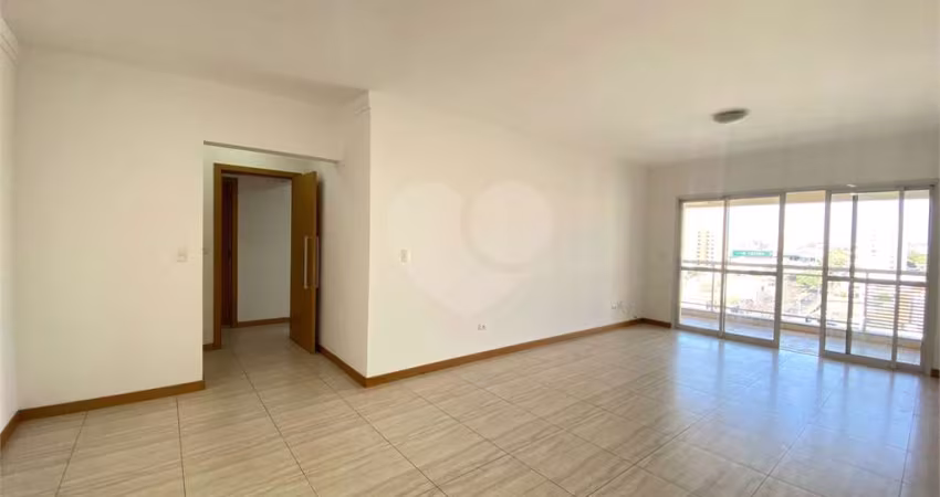Apartamento com 3 quartos para locação em Cidade Alta - SP