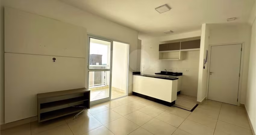 Apartamento com 3 quartos para locação em Glebas Califórnia - SP