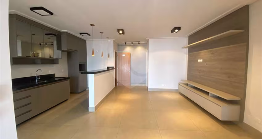 Apartamento com 3 quartos para locação em Cidade Alta - SP