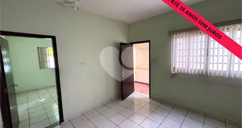 Casa com 2 quartos à venda em São Dimas - SP