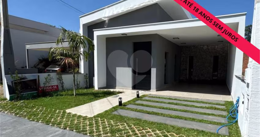 Condomínio com 3 quartos à venda em Água Branca - SP
