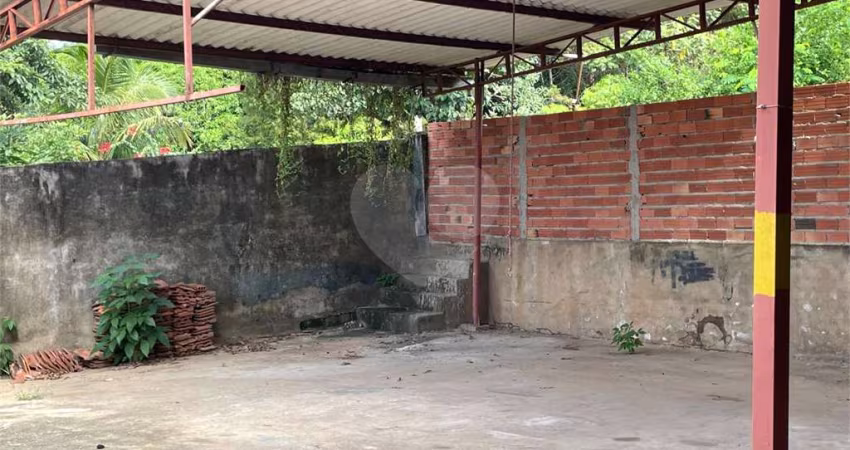 Terreno à venda ou para locação em Estância Lago Azul (ártemis) - SP