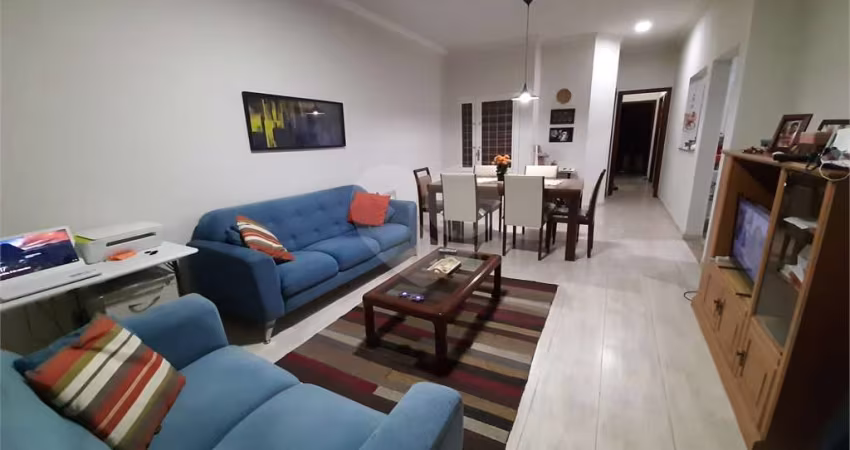Casa com 3 quartos à venda em Centro - SP
