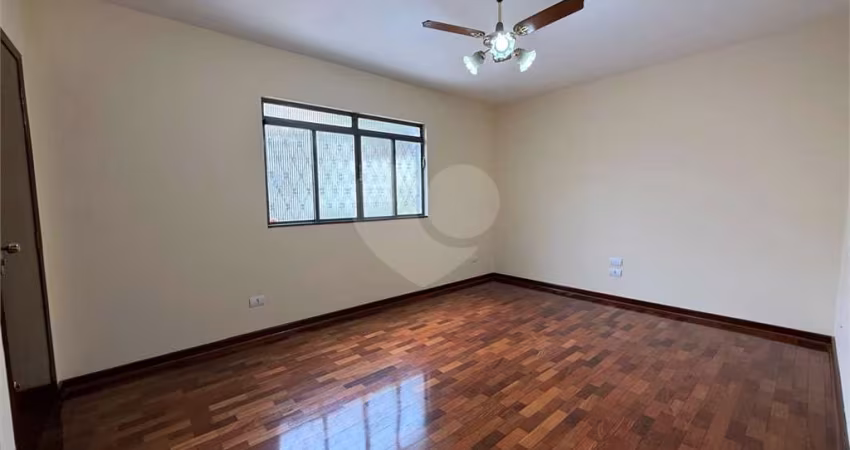 Casa com 3 quartos à venda ou para locação em Vila Monteiro - SP