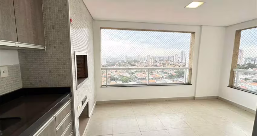 Apartamento com 3 quartos para locação em São Judas - SP
