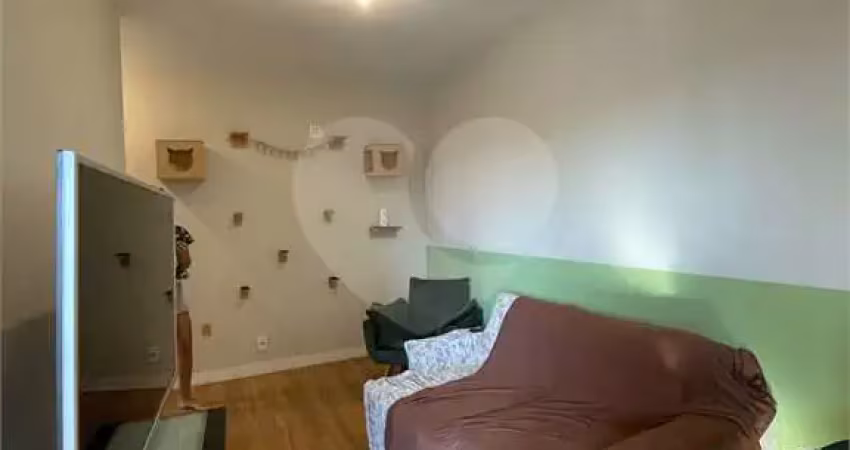 Condomínio com 2 quartos à venda em cidade judiciária - sp