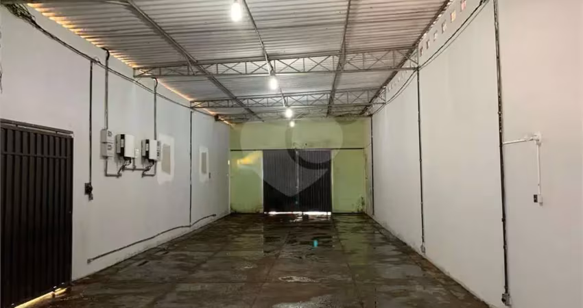 Barracão / Galpão / Depósito para alugar no Dois Córregos, Piracicaba 