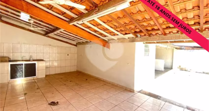 Casa com 3 quartos à venda na Chácara Daltro, Araras 