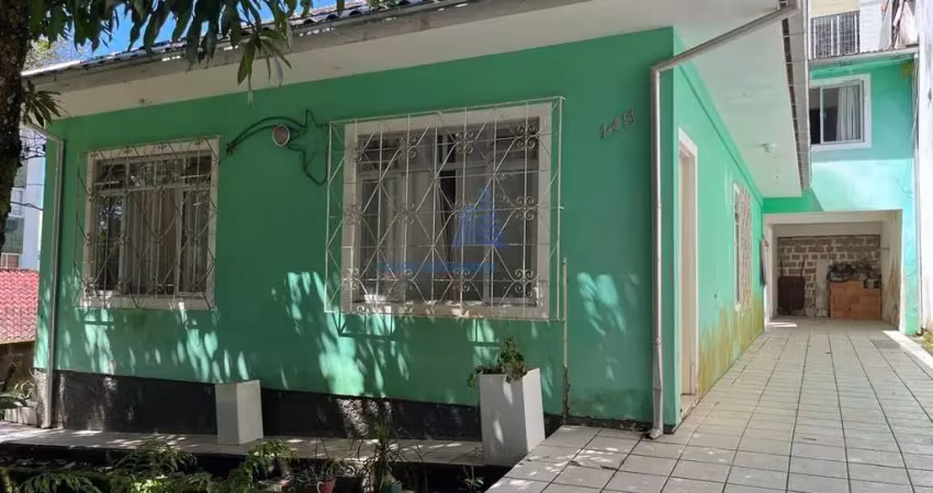 Casa em carvoeira, florianópolis/sc, ideal para edificar kitnets, escritura pública
