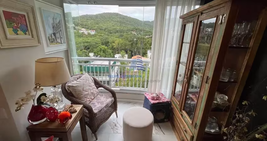 Apartamento de 3 dormitórios, todo reformado e mobiliado, bairro itacorubi