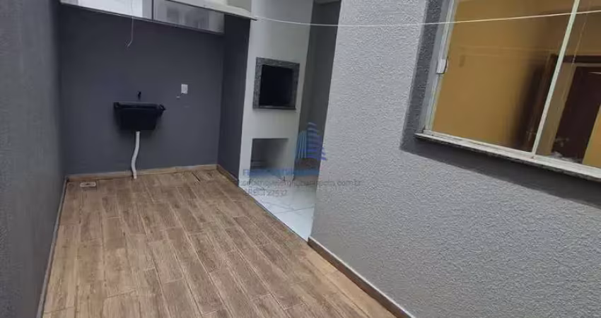 Apartamento em ingleses norte, 2 dormitórios, novo, com avarandado, churrasqueira, florianópolis/sc