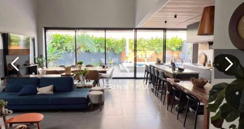 CASA COM PISCINA MODERNIZADA NO PARQUE DOS ALECRIS EM CAMPINAS/SP