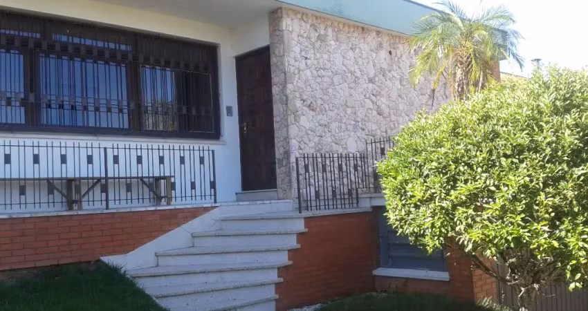 Casa 3 dormitorios para alugar no bairro assunção em porto alegre