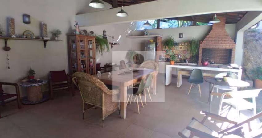 Casa a venda condomínio San Conrado em Sousas