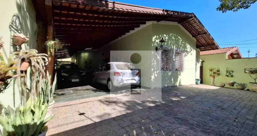 CASA A VENDA REGIÃO CHÁCARA DA BARRA