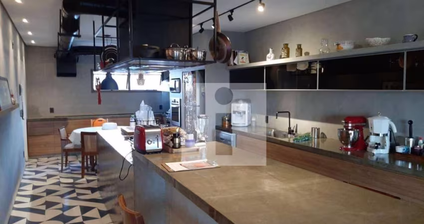 Apartamento com  3 dormitórios à venda, 193 m² por R$ 1.800.000 - Cambuí - Campinas/SP