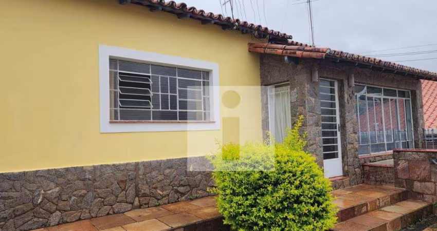 Casa térrea a venda em Sousas-Campinas