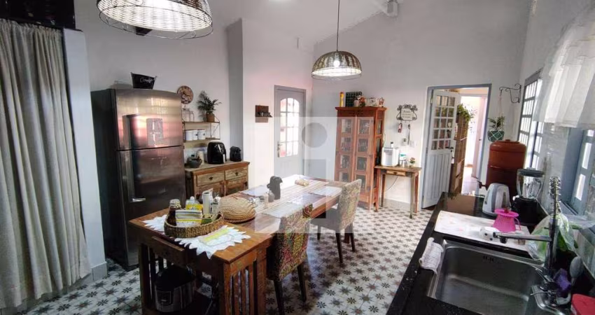 Casa com 3 quartos, 158 m² - venda por R$ 920.000 ou aluguel por R$ 6.000/mês - Colinas do Ermitage (Sousas) - Campinas/SP