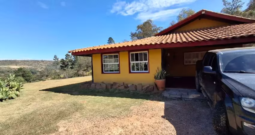Casa térrea com 3 quartos para alugar em valinhos/sp