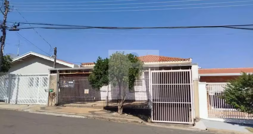 Casa à venda  com 3 quartos, piscina e edícula completa no jardim santa amália- campinas