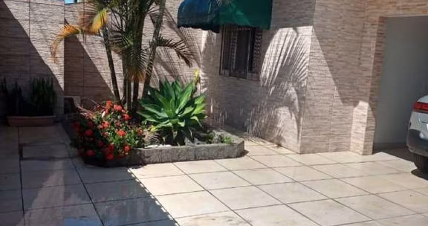 Casa para Venda em Suzano, Jardim Imperador, 2 dormitórios, 2 banheiros, 7 vagas