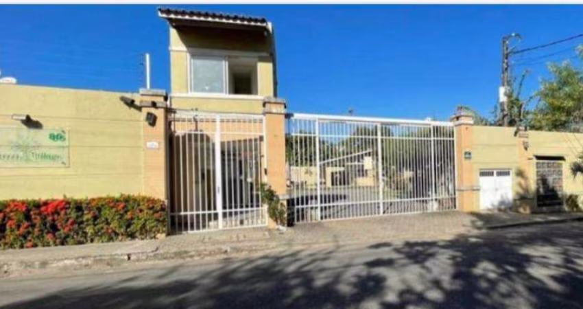 Casa para Venda em Fortaleza, Lagoa Redonda, 3 dormitórios, 1 suíte, 2 banheiros, 2 vagas