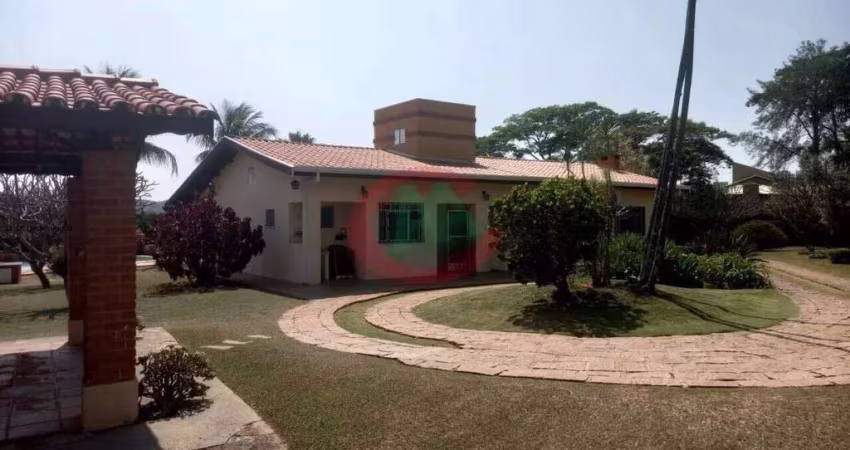 Chácara para Venda em Indaiatuba, Vale das Laranjeiras, 4 dormitórios, 1 suíte, 4 banheiros, 2 vagas