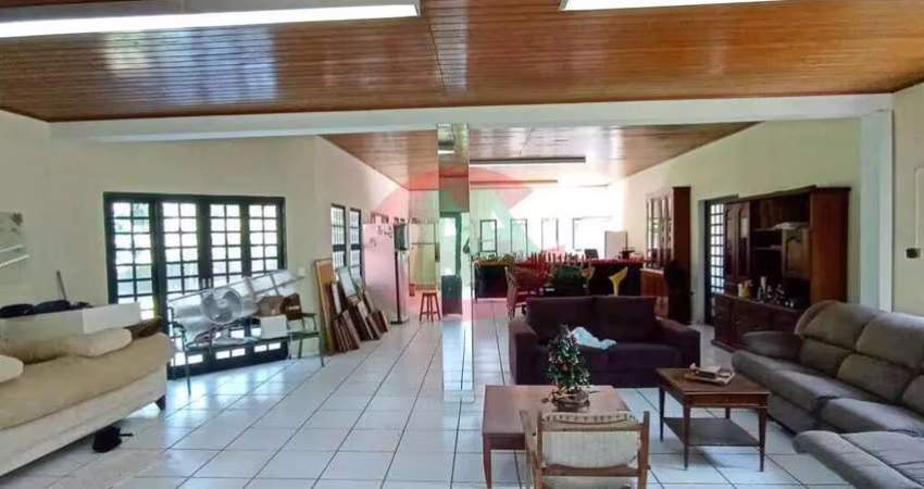 Chácara para Venda em Indaiatuba, Vale das Laranjeiras, 2 dormitórios, 2 suítes, 4 banheiros, 4 vagas