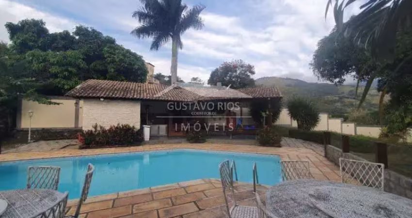 Casa de 900m2 no Rio de Prata com terreno de de 5 mil metros