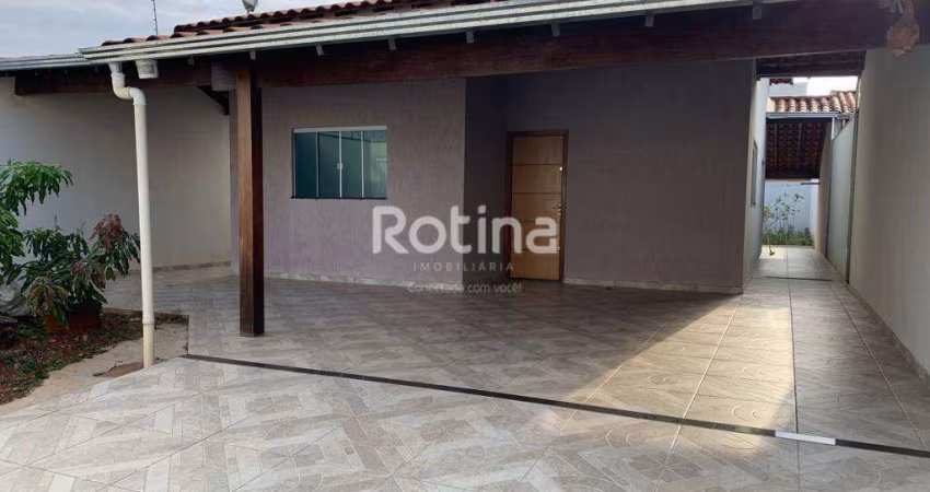 Casa à venda, 3 quartos, Segismundo Pereira - Uberlândia/MG - Rotina Imobiliária