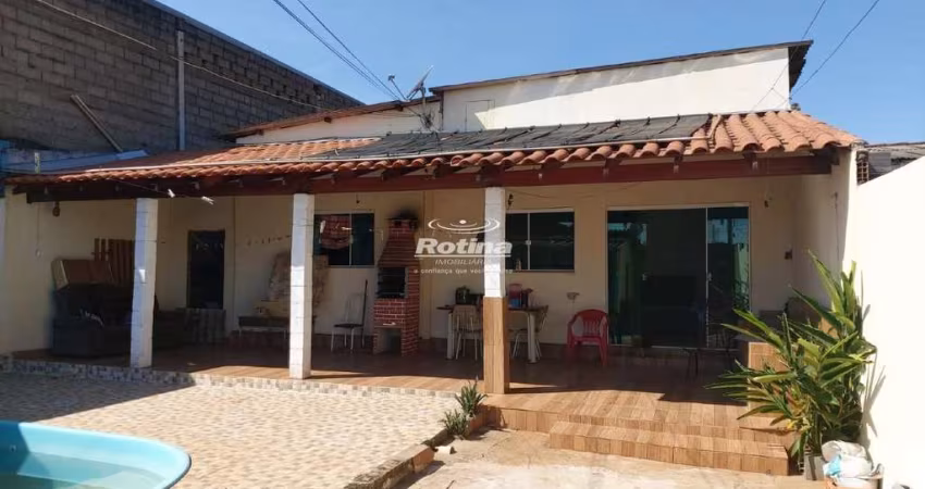Casa à venda, 3 quartos, Marta Helena - Uberlândia/MG - Rotina Imobiliária