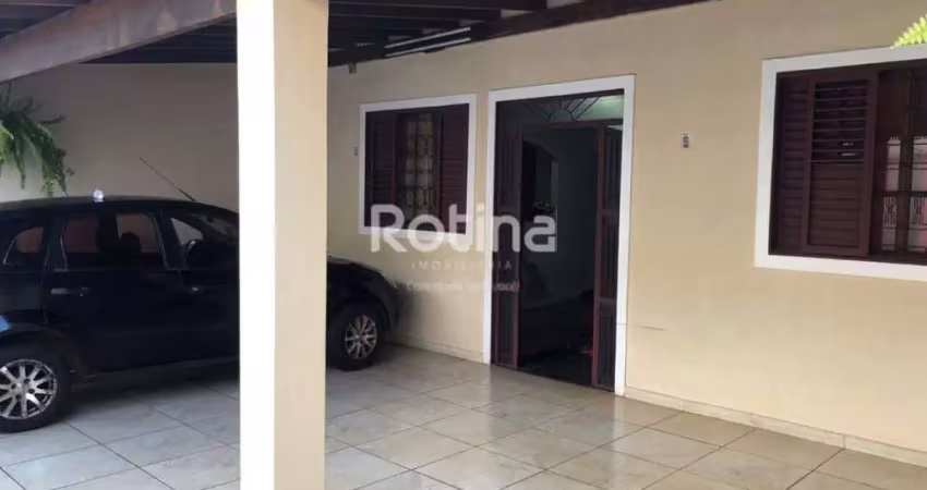 Casa à venda, 3 quartos, Taiaman - Uberlândia/MG - Rotina Imobiliária