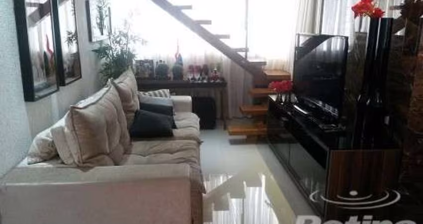 Cobertura à venda, 3 quartos, Saraiva - Uberlândia/MG - Rotina Imobiliária