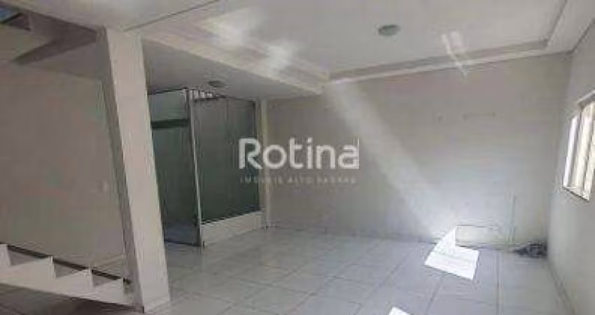 Casa à venda, 4 quartos, Alto Umuarama - Uberlândia/MG - Rotina Imobiliária