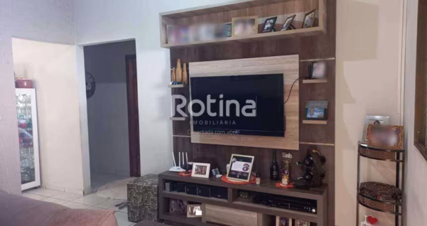 Casa à venda, 3 quartos, Jardim Europa - Uberlândia/MG - Rotina Imobiliária