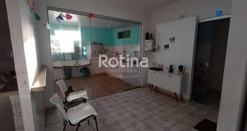 Casa Comercial à venda, Santa Mônica - Uberlândia/MG - Rotina Imobiliária